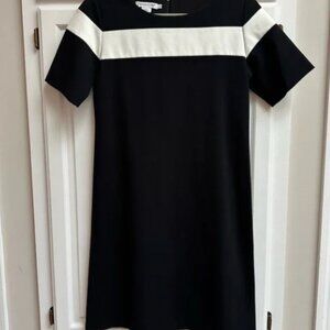 Pendleton Short Sleeve Sheath Dress Black with Large White Stripe Size Small